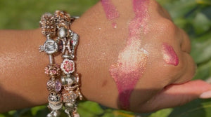 Blushing |Glitter Glaze