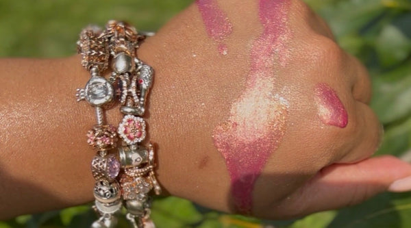 Blushing |Glitter Glaze