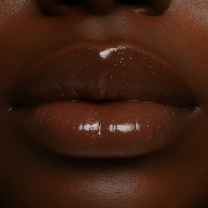Amiyah Amour ™ Mysterious Lipgloss with Mirror & Light